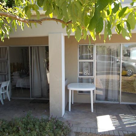 Due South Guest House Langebaan Kültér fotó