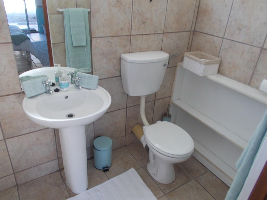 Due South Guest House Langebaan Kültér fotó