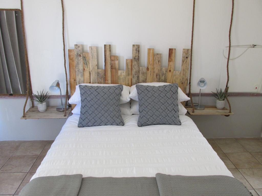 Due South Guest House Langebaan Kültér fotó