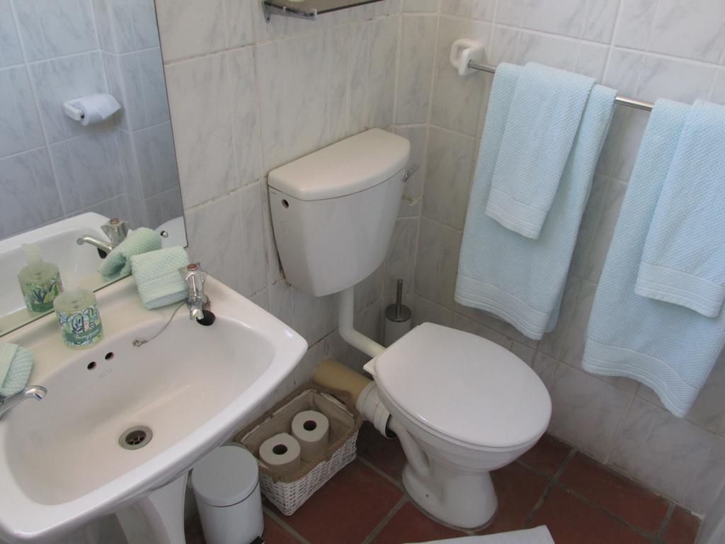 Due South Guest House Langebaan Kültér fotó