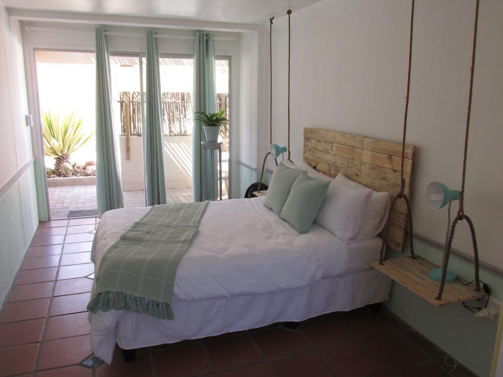 Due South Guest House Langebaan Kültér fotó