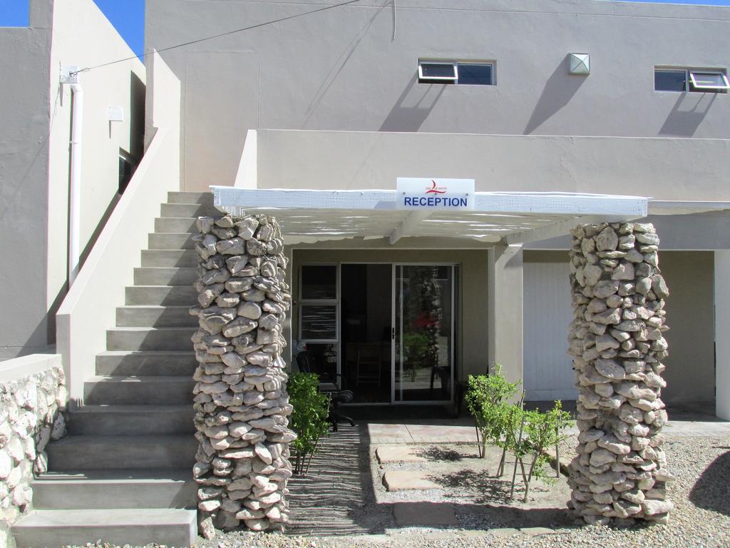 Due South Guest House Langebaan Kültér fotó
